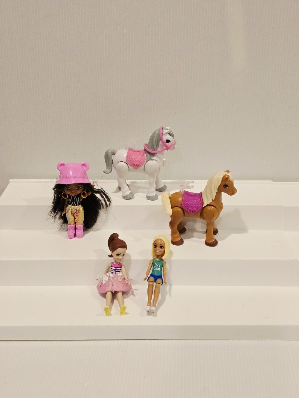 Barbie on The Go Pony and Mini Doll Set